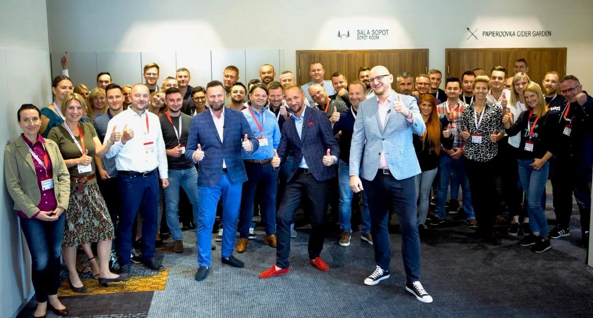 Uczestnicy poprzednich szkoleń deweloperskich — zdjęcie 23